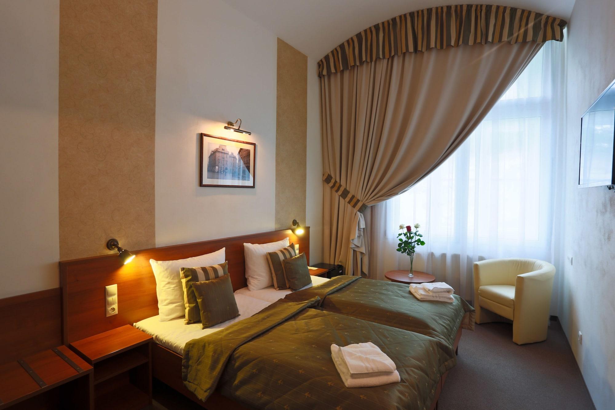 פראג Hotel Svaty Jan מראה חיצוני תמונה