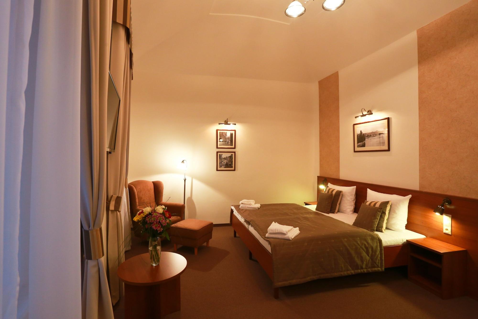 פראג Hotel Svaty Jan מראה חיצוני תמונה