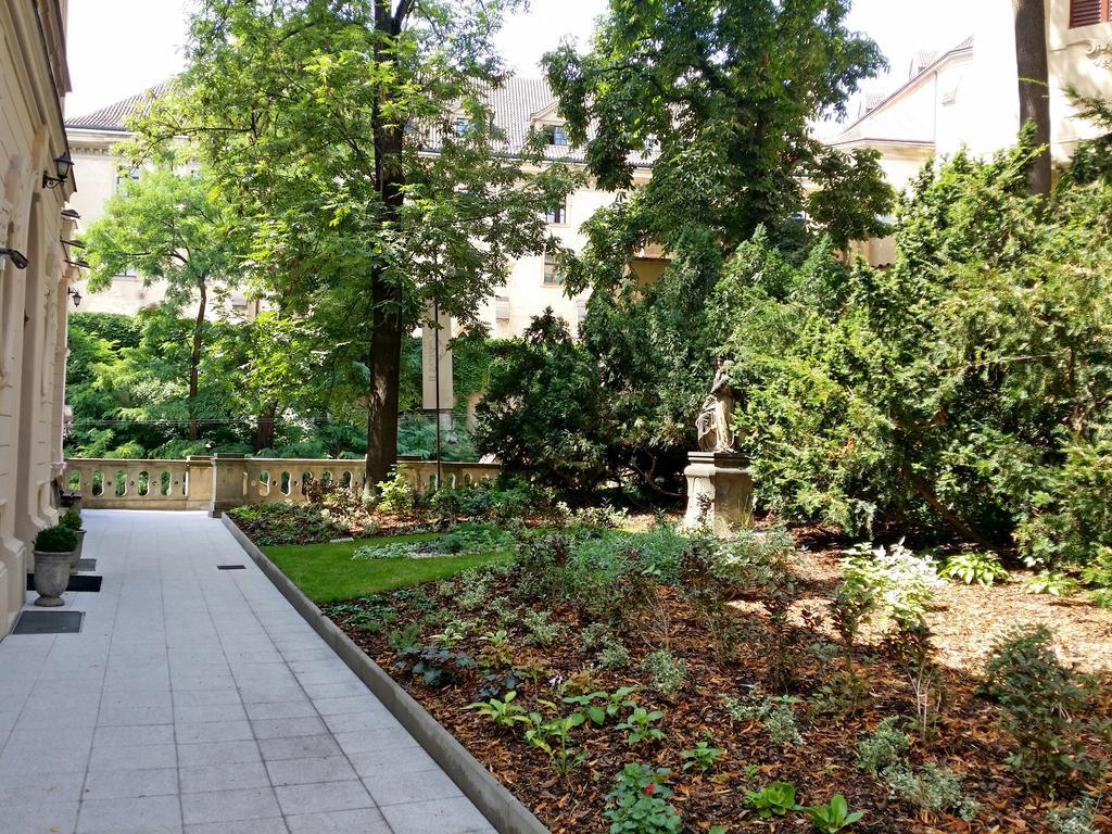 פראג Hotel Svaty Jan מראה חיצוני תמונה